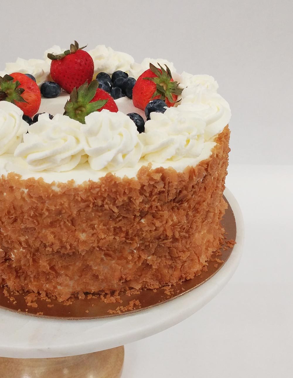 Berry Cream Cake